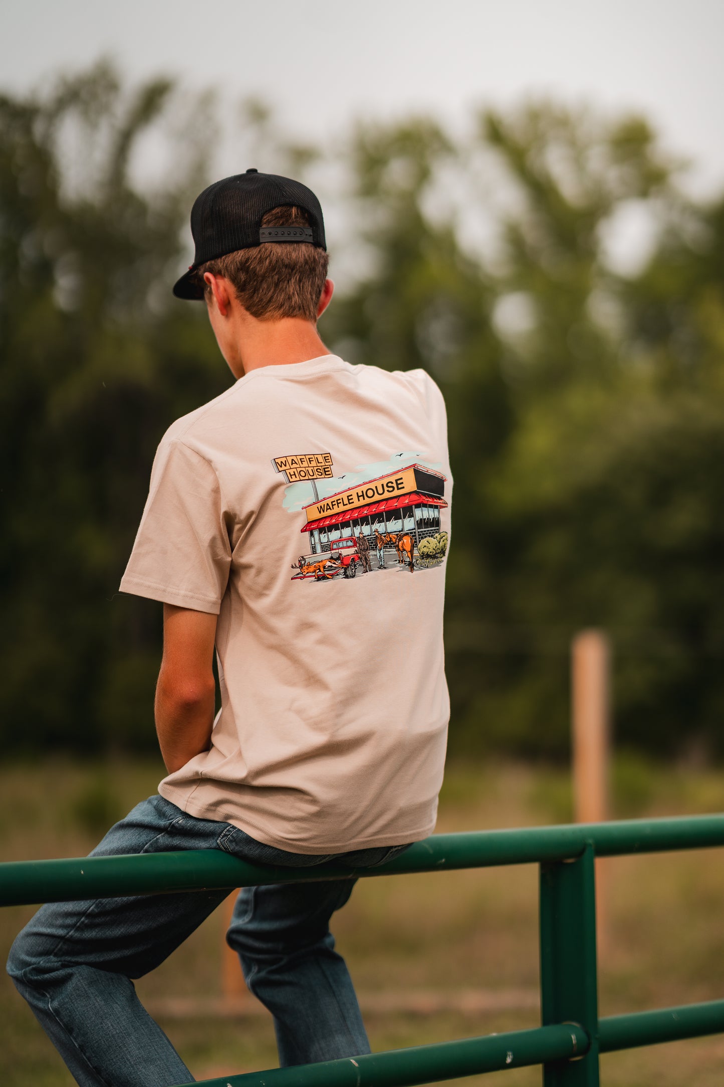 “Cowboy Meets Country” tan